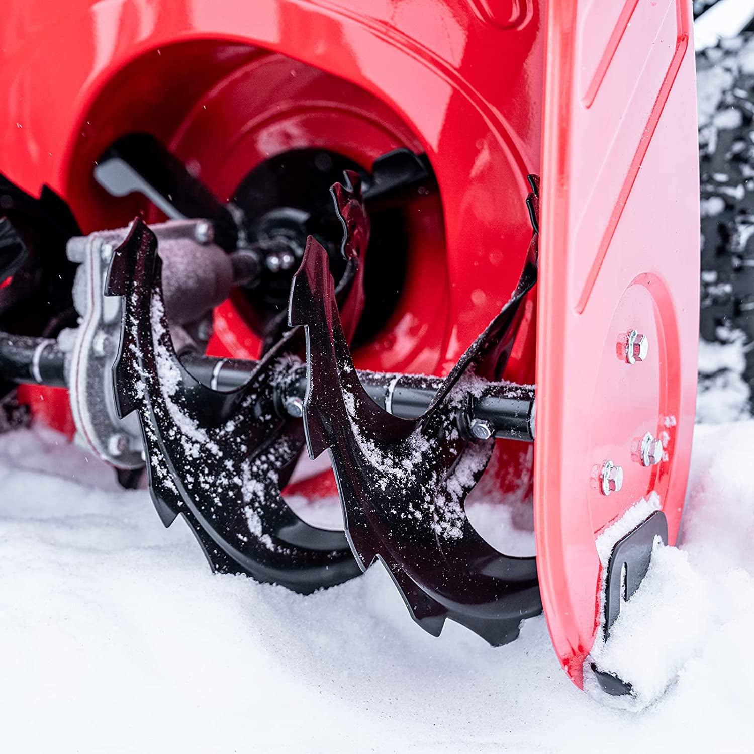 26'' 252cc Two Stage Gas Snow Blower w/ Electric Start DB7109D