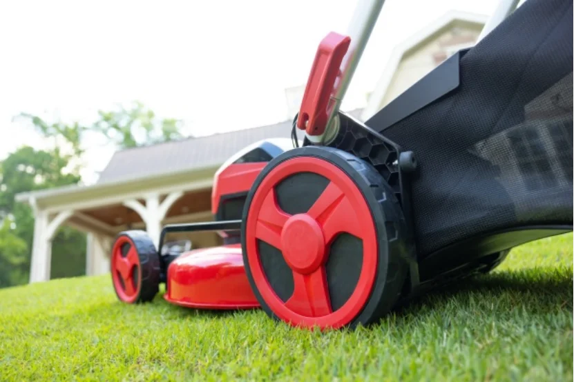 Electric Lawn Mowers